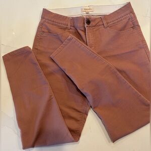 Women’s Rewind Jeans in Mauve. Size 15/32